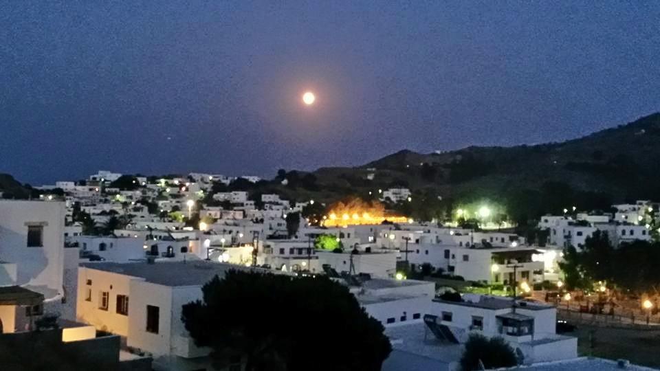 סקאלה Yvonni Studios מראה חיצוני תמונה
