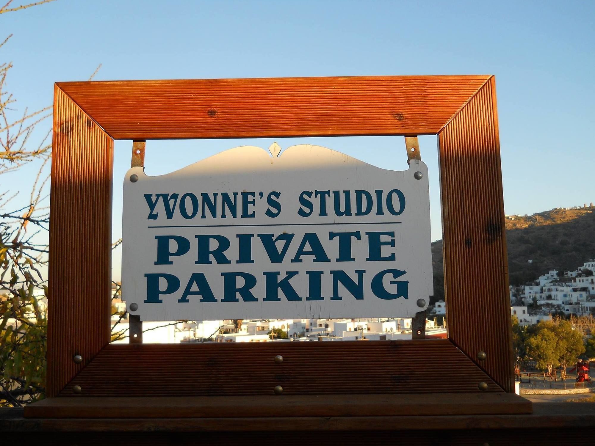 סקאלה Yvonni Studios מראה חיצוני תמונה